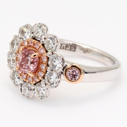 The Jubilation Crescendo Exhibition 6PR Argyle Certified pink diamond round-cut halo ring