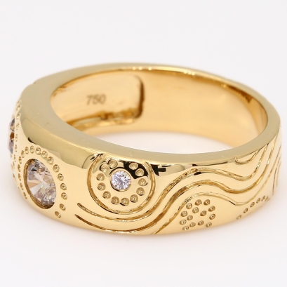 Dreaming Argyle pink and champagne diamond etched ring