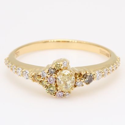 Masquerade oval and round-cut rainbow diamond ring