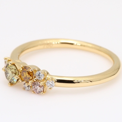 Carousel Argyle blue rainbow diamond cluster ring