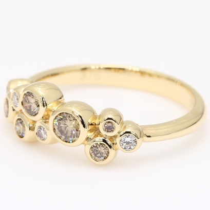 Effervescence champagne and white diamond ring