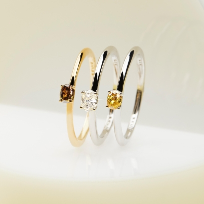 Ellipse oval-cut white diamond stackable ring