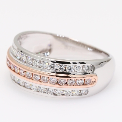 Valentina Argyle light pink champagne diamond band ring