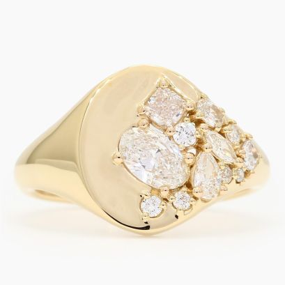 Linger white lab-grown diamond signet ring