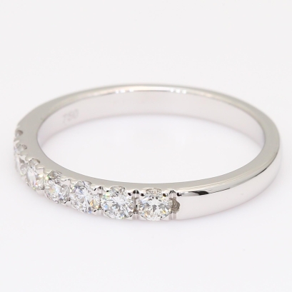 Jazz seven-stone white diamond ring