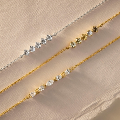 Celestial round-cut rainbow-coloured diamond bracelet
