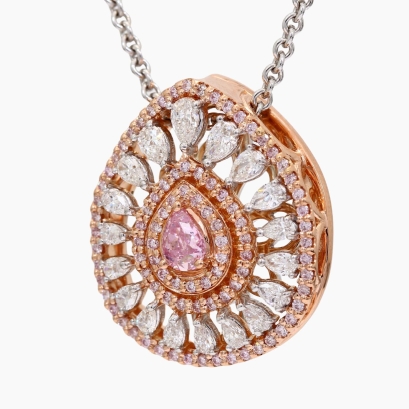 The Adoration Crescendo Exhibition FIPP GIA-certified Argyle pink diamond pear-cut halo pendant