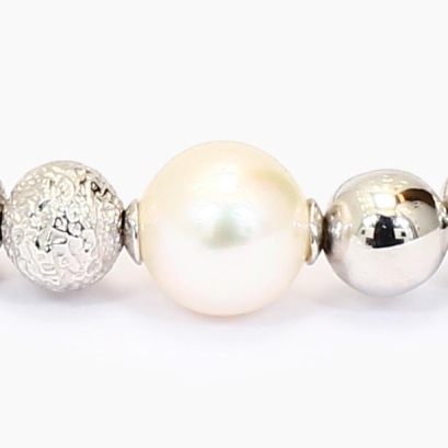 NXT Yellabinna quandong and white pearl bracelet