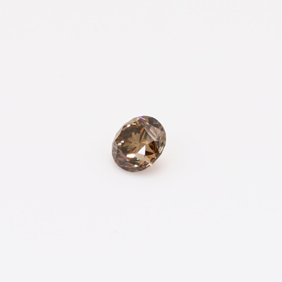 0.20 Carat round-cut champagne diamond