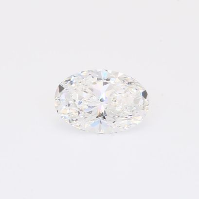 0.99 Carat oval-cut white lab-grown IGI-certified diamond