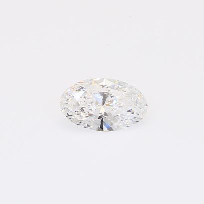 0.54 Carat oval-cut white lab-grown IGI-certified diamond