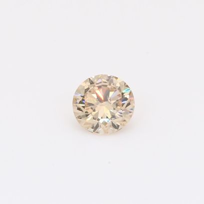 0.52 Carat round-cut champagne diamond