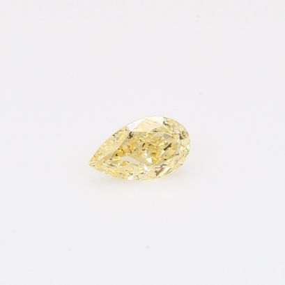 0.35 Carat pear-cut fancy light yellow diamond