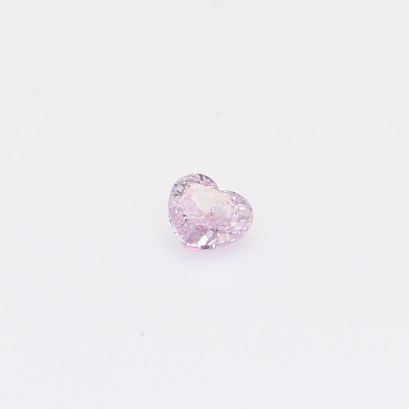 0.19 Carat heart-cut fancy light purplish-pink diamond