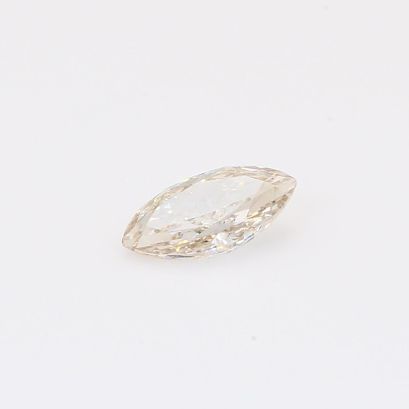 0.47 Carat marquise-cut champagne diamond