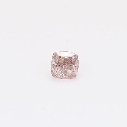 0.32 Carat cushion-cut light champagne diamond