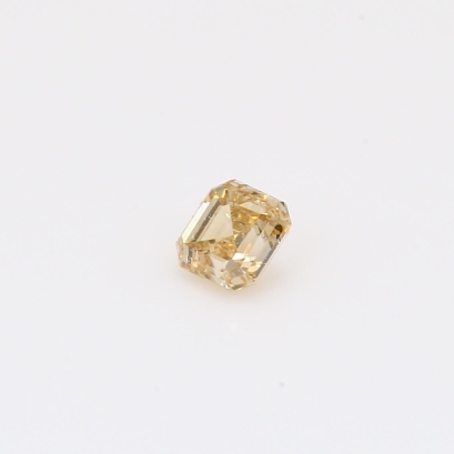 0.40 Carat asscher-cut champagne diamond
