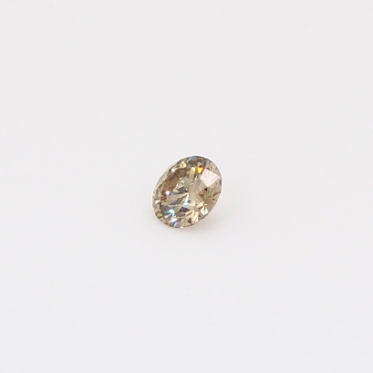 0.20 Carat round-cut champagne diamond