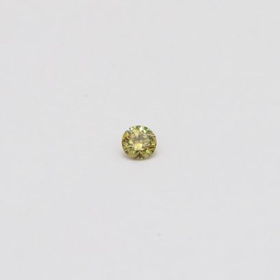 0.04 Carat round cut green diamond