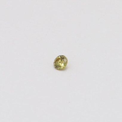 0.04 Carat round cut green diamond