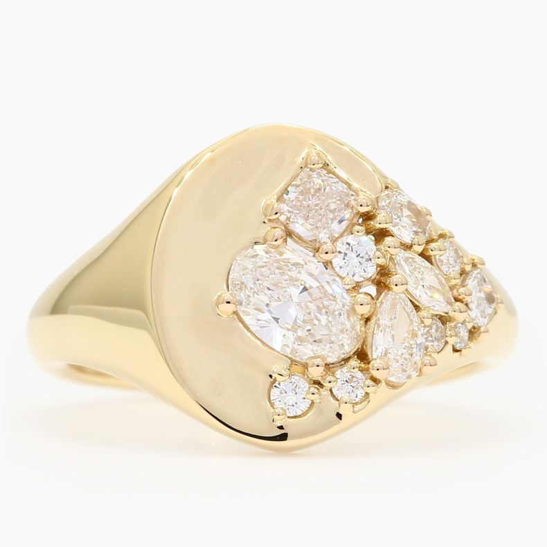 Linger white lab-grown diamond signet ring