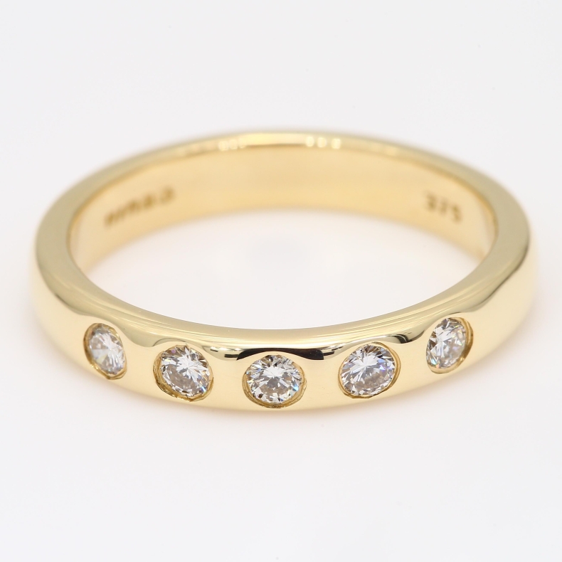 Pentagon white diamond five stone ring
