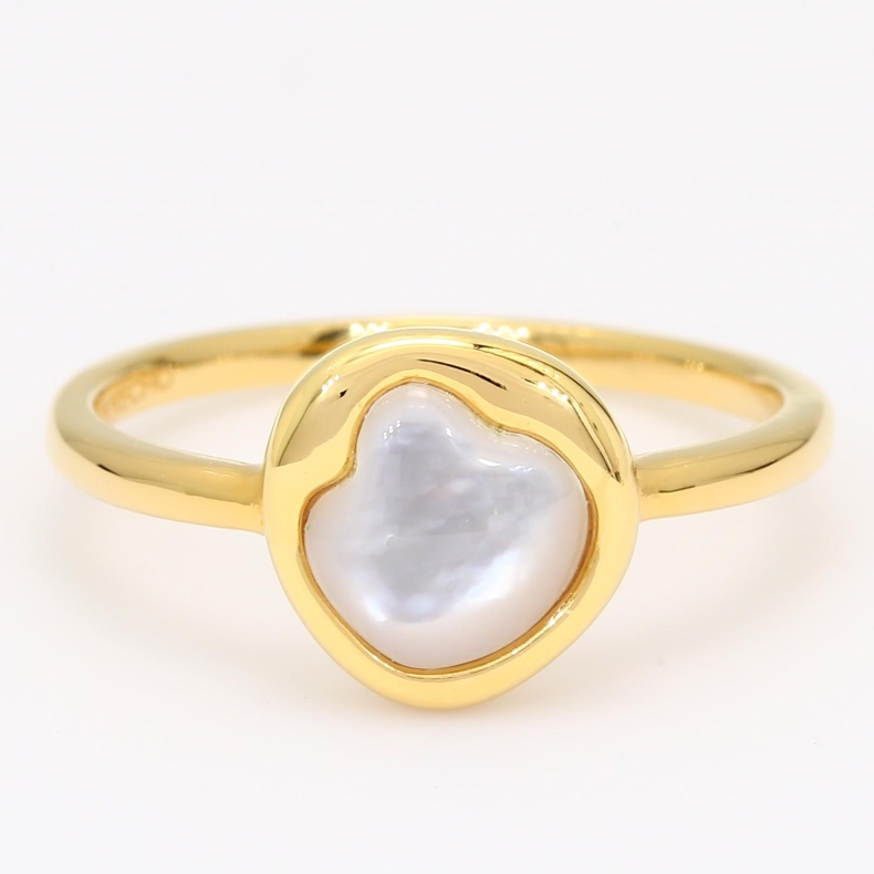 Cove white South Sea Oyster Shell pearl ring