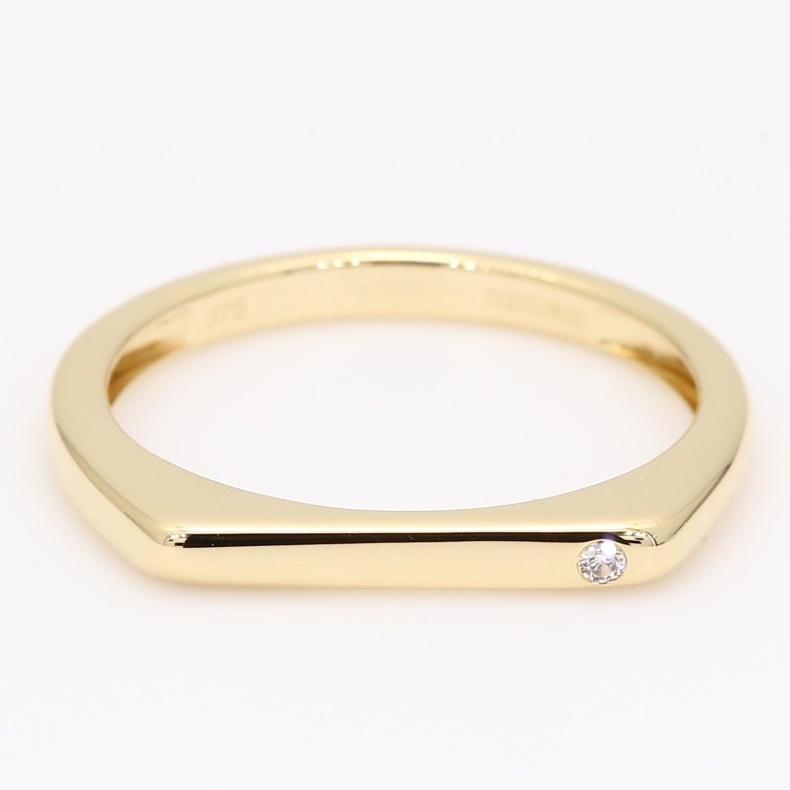 Bold punch-set white diamond flat top bar ring