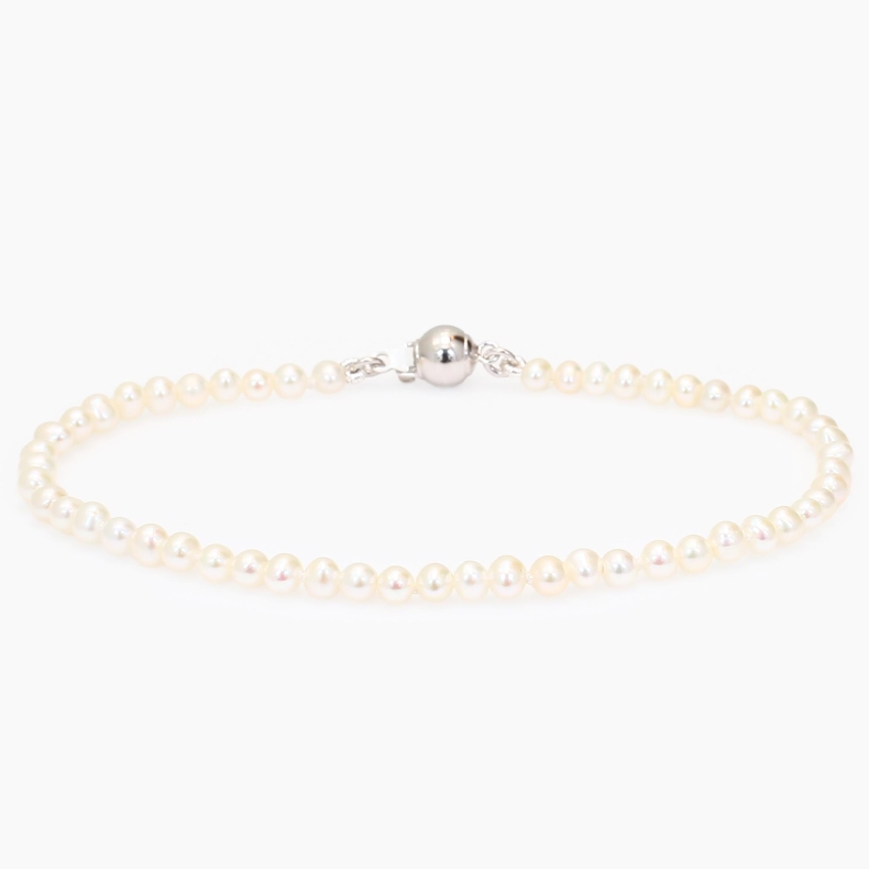 Sandi oval freshwater white pearl strand bracelet