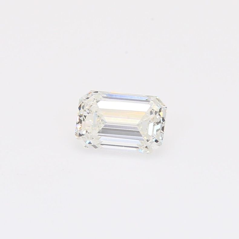 0.72 Carat emerald-cut white lab-grown IGI-certified diamond