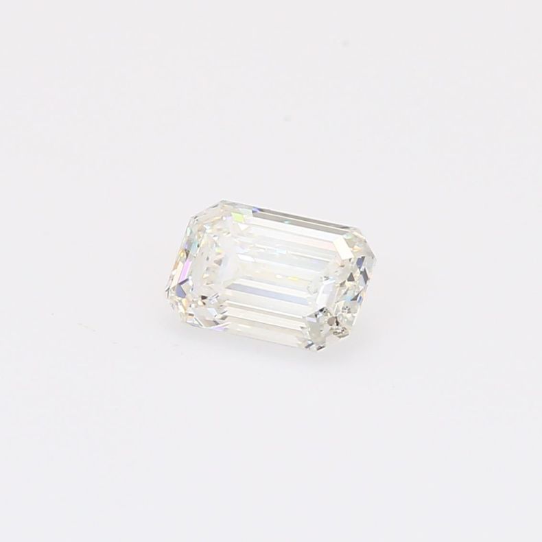 0.68 Carat emerald-cut white lab-grown IGI-certified diamond