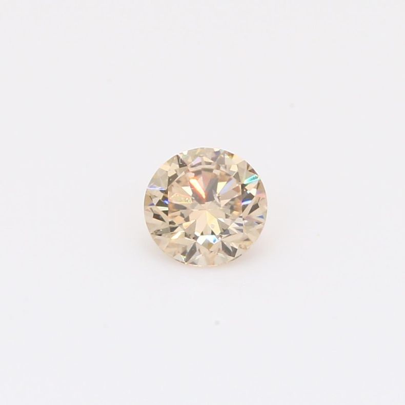 0.52 Carat round-cut champagne diamond