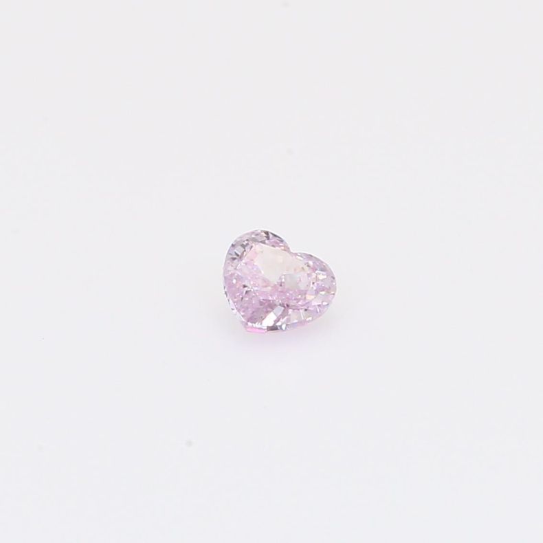 0.19 Carat heart-cut fancy light purplish-pink diamond