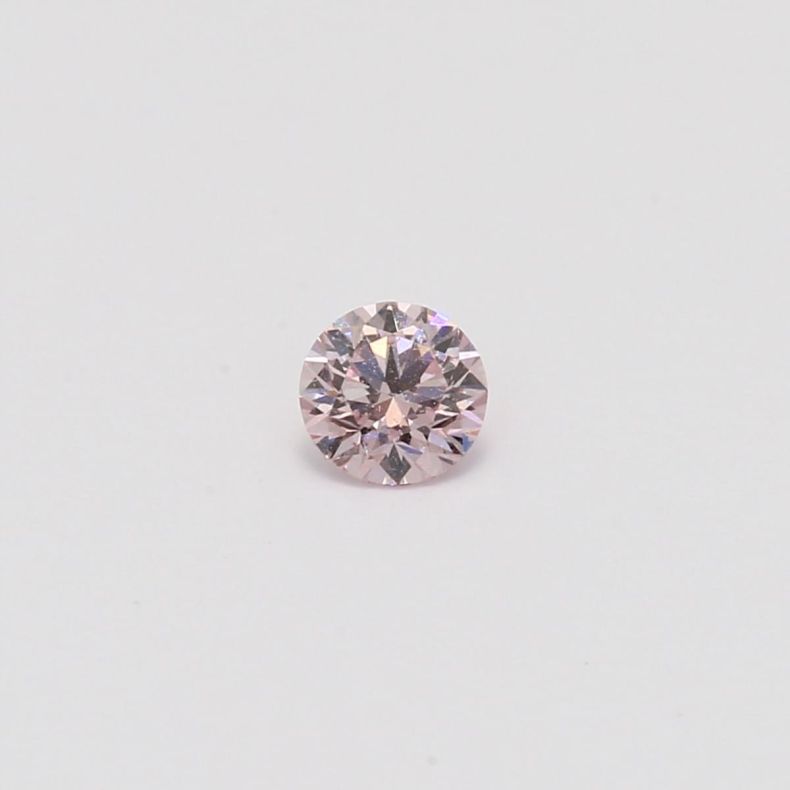 0.26 Carat round-cut 7P certified Argyle pink diamond