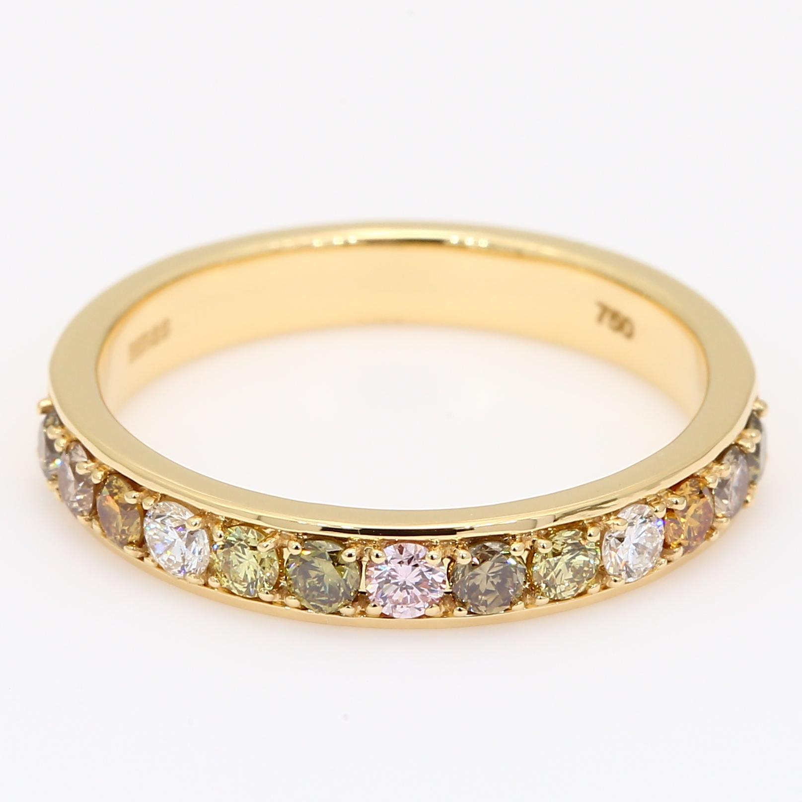 Jasny rainbow diamond ring