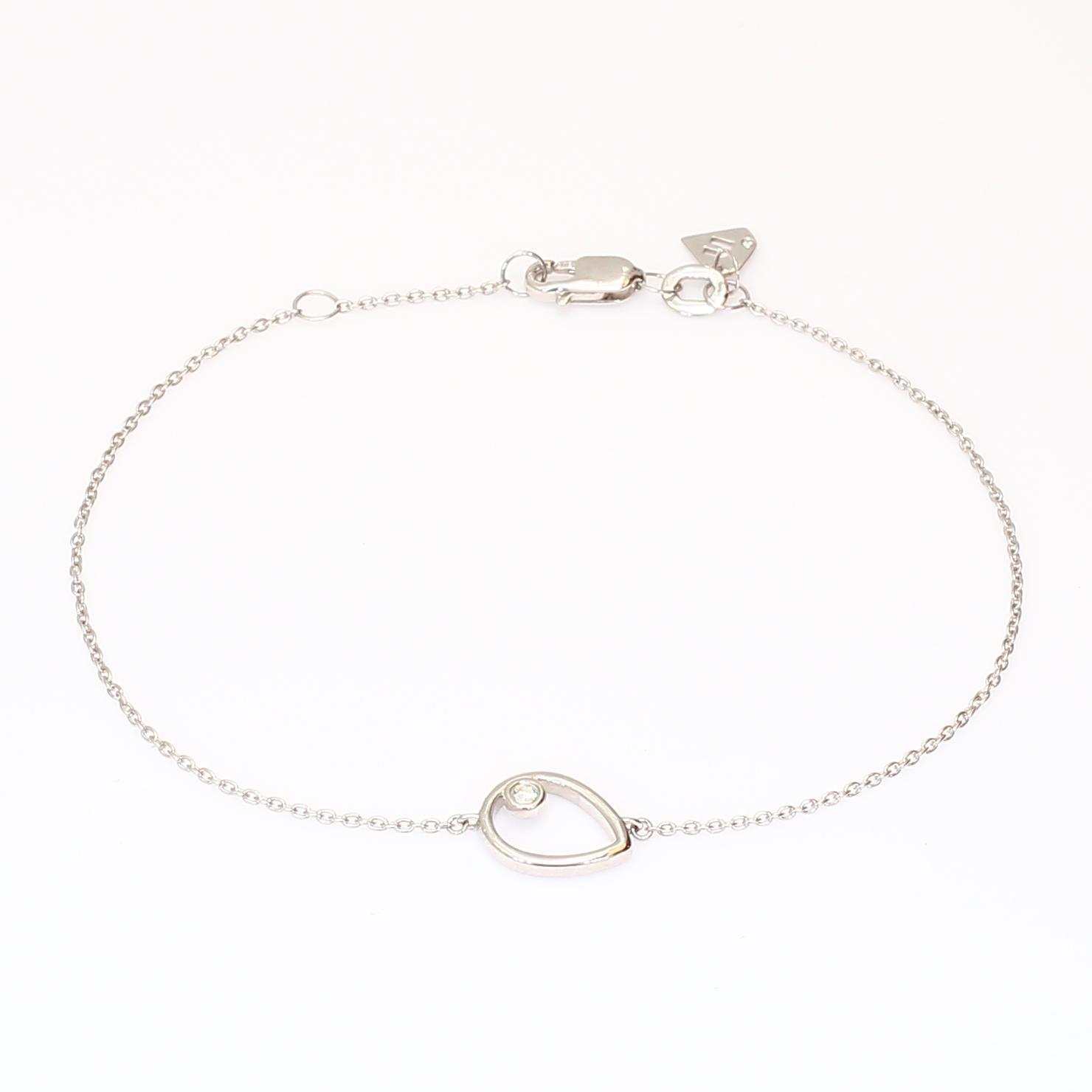 Droplet white diamond bracelet