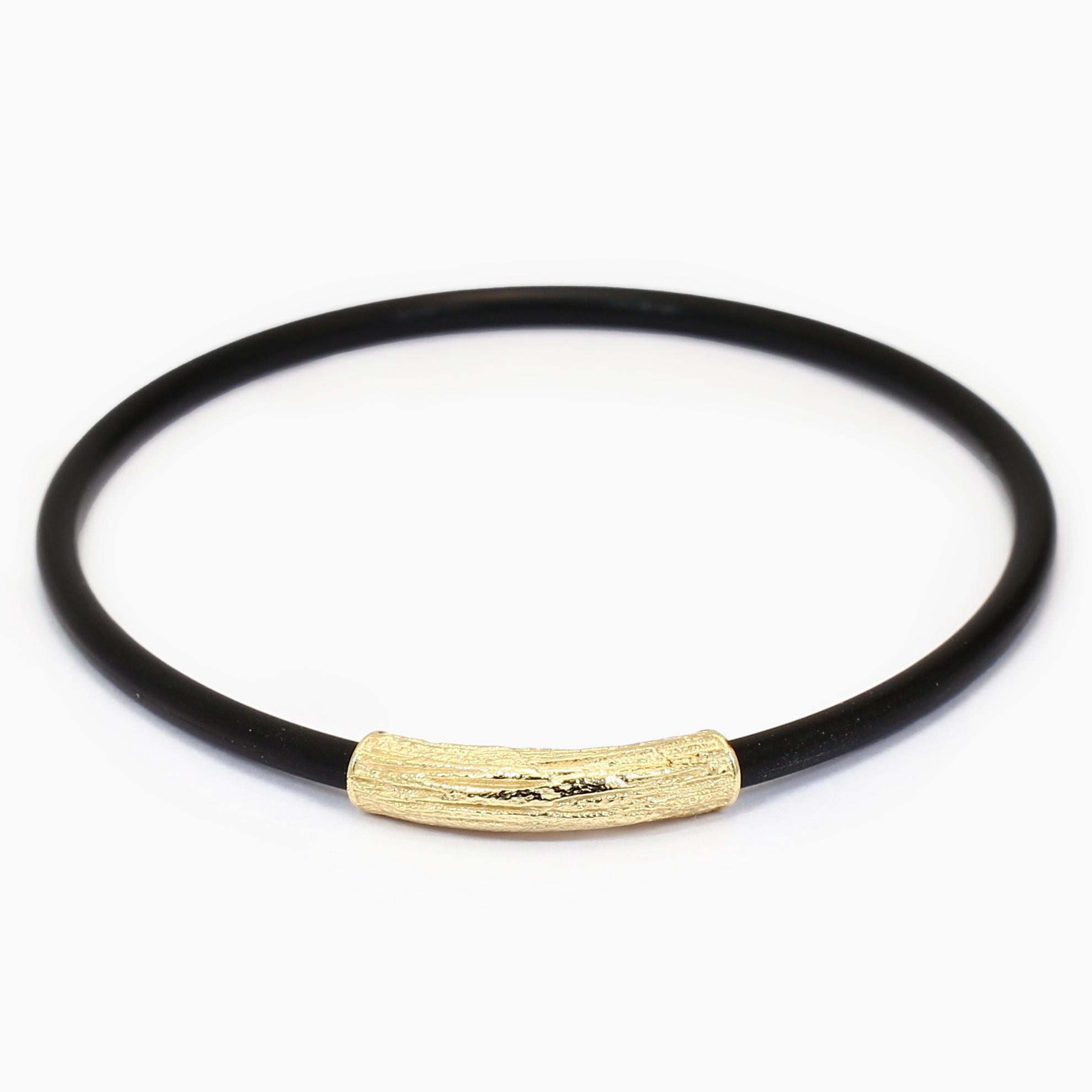 Flexa textured neoprene bracelet