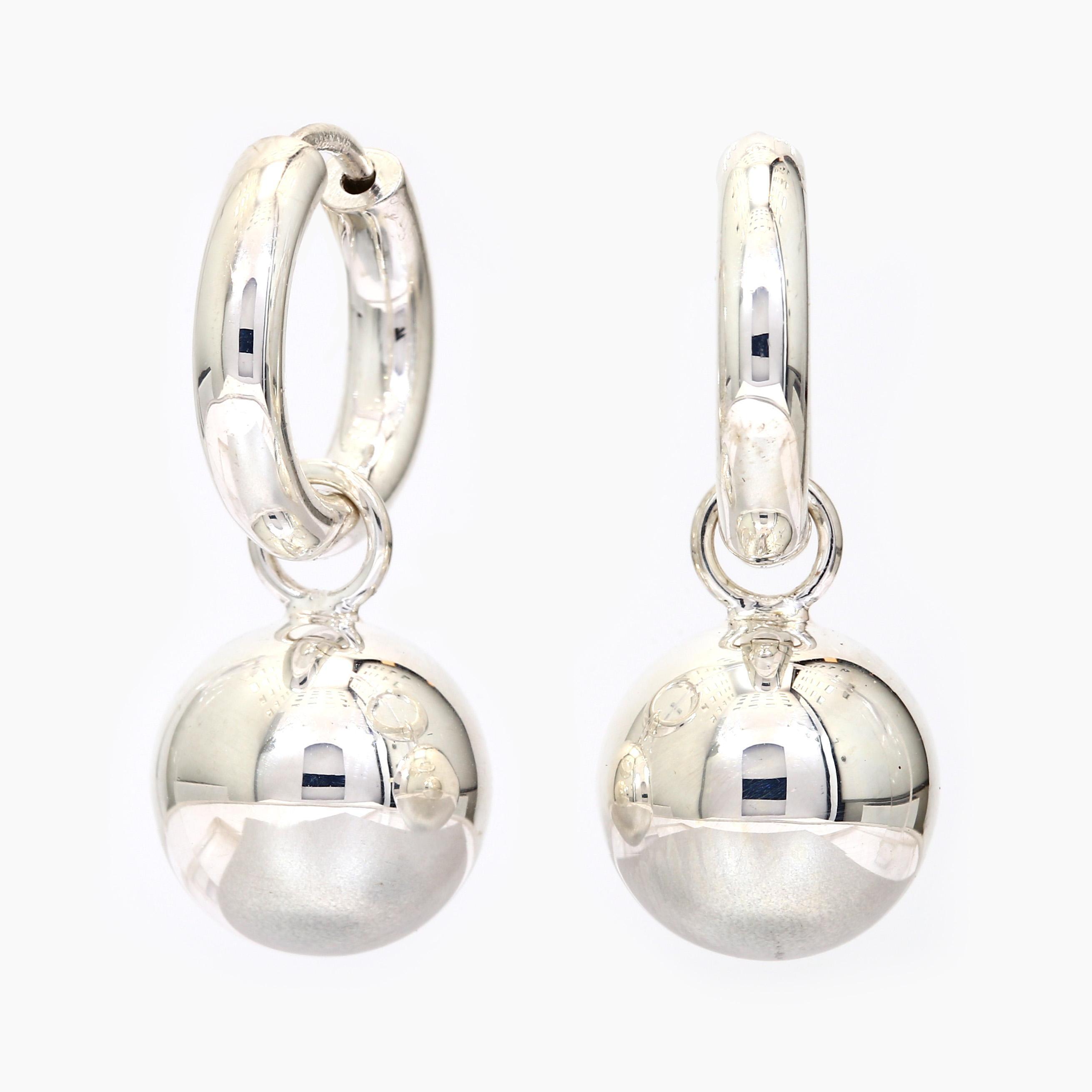 Ravenna sphere drop huggies
