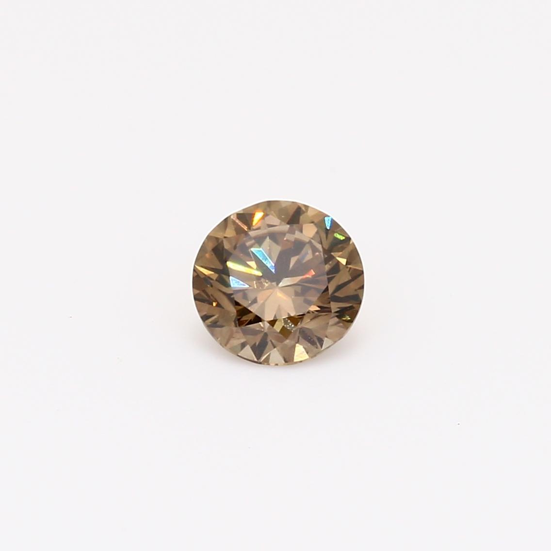 0.55 Carat round-cut champagne diamond