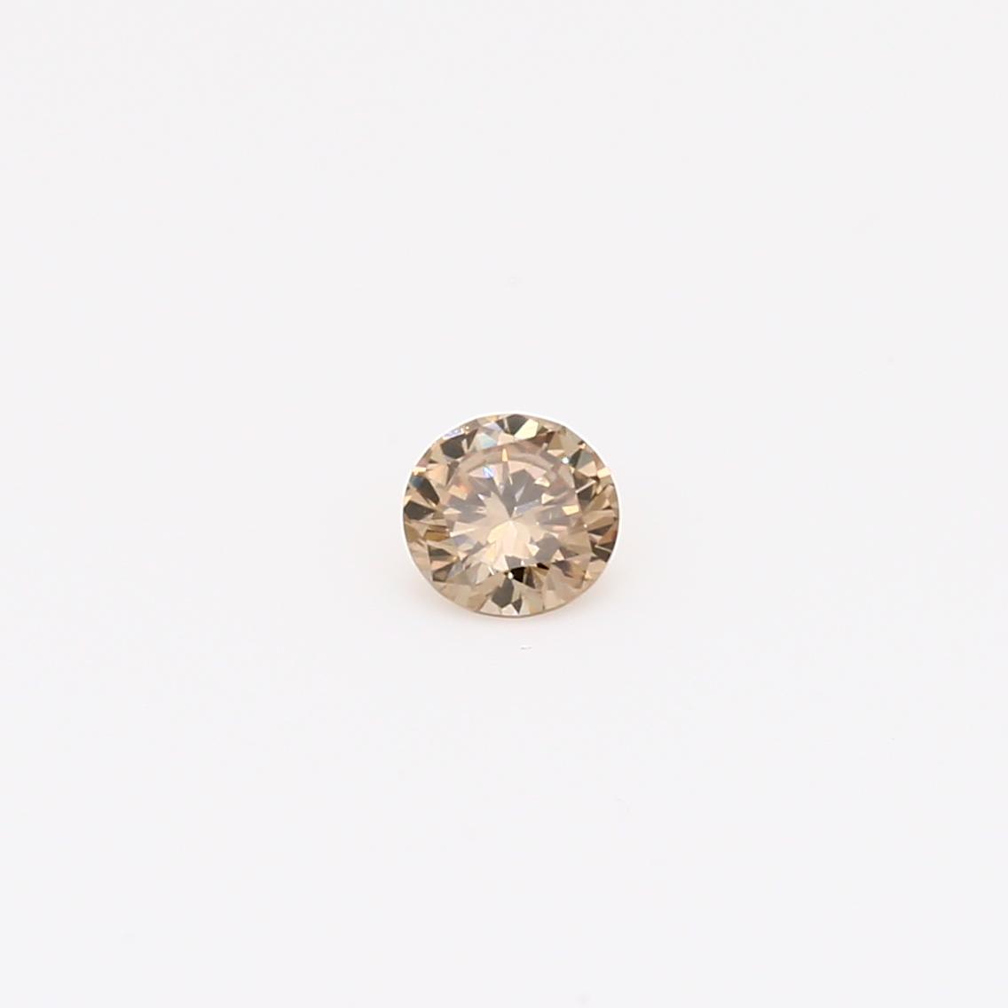 0.18 Carat round-cut champagne diamond