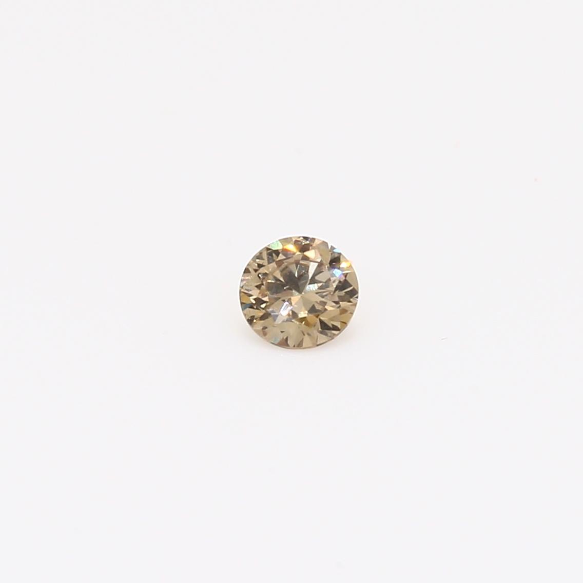 0.15 Carat round-cut champagne diamond