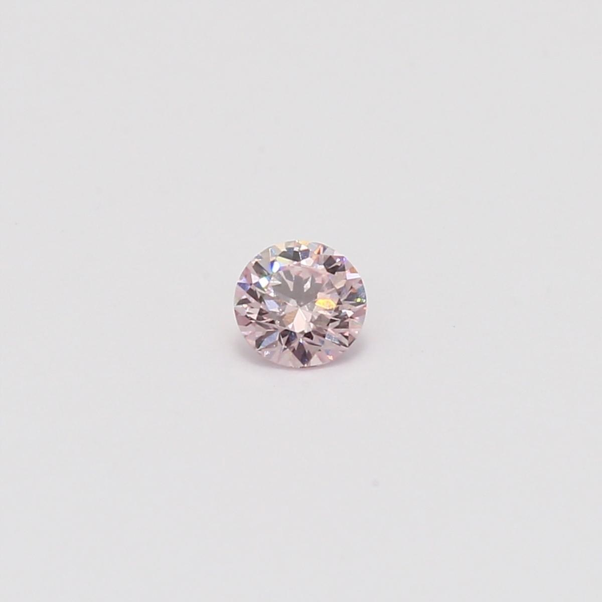 0.18 Carat round cut 7P certified Argyle pink diamond