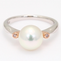 Frost white South Sea pearl and Argyle pink diamond ring