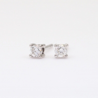 0.15 Carat White Diamond Stud Earrings