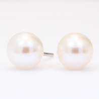 Abilene 8-9mm white fresh water pearl stud earrings