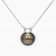 Aquatica black Tahitian pearl necklace