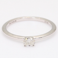 Ellipse oval-cut white diamond stackable ring