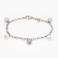Kimberley quandong and white pearl bracelet
