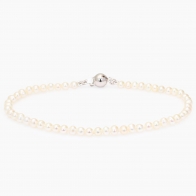 Sandi oval freshwater white pearl strand bracelet