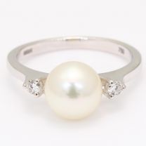 Garland white South Sea pearl and diamond ring